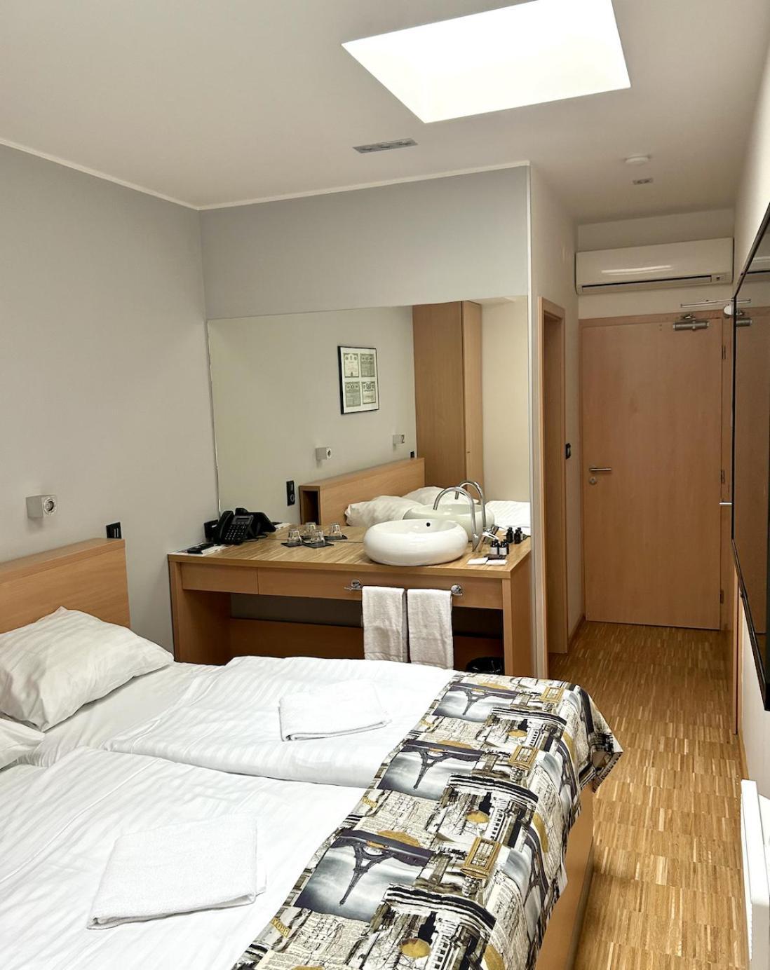 Blue Orange Resort براغ المظهر الخارجي الصورة